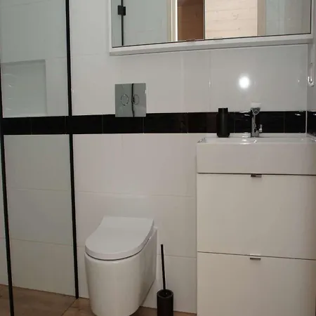 Dom wakacyjny Beautiful Home, 2 Bedrooms,